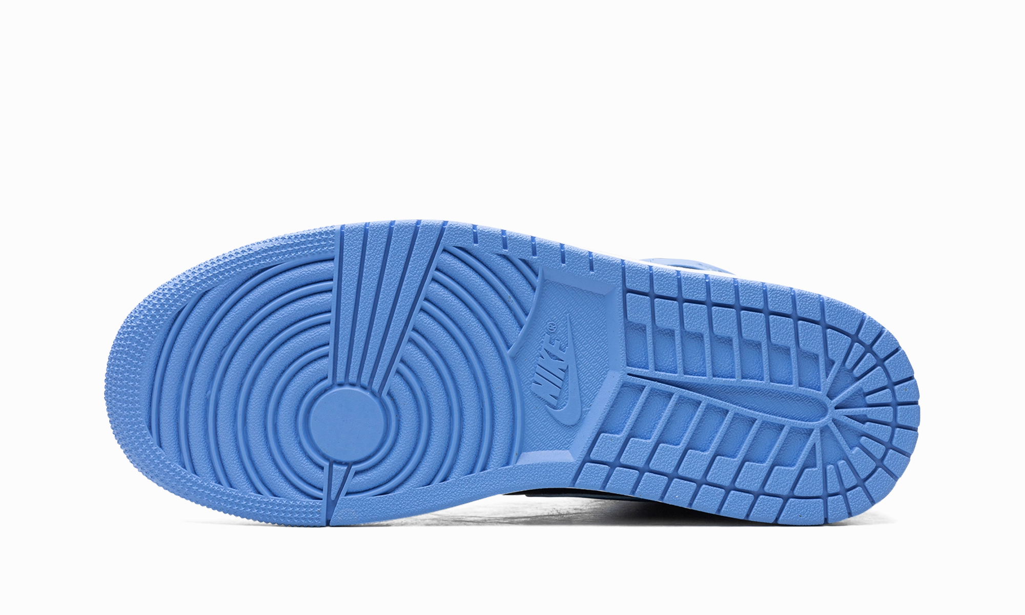 Air Jordan 1 Mid "University Blue Black" All-day Traction