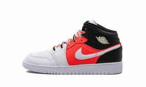 Air Jordan 1 Mid SE GS "White Infrared" Foot Protection