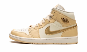 Elegant flair AIR JORDAN 1 MID WMNS "Pale Vanilla"