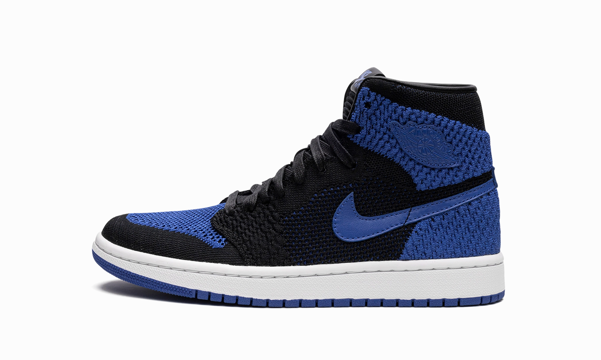 Neutral palette Sleek lines Air Jordan 1 Ret Hi Flyknit GS