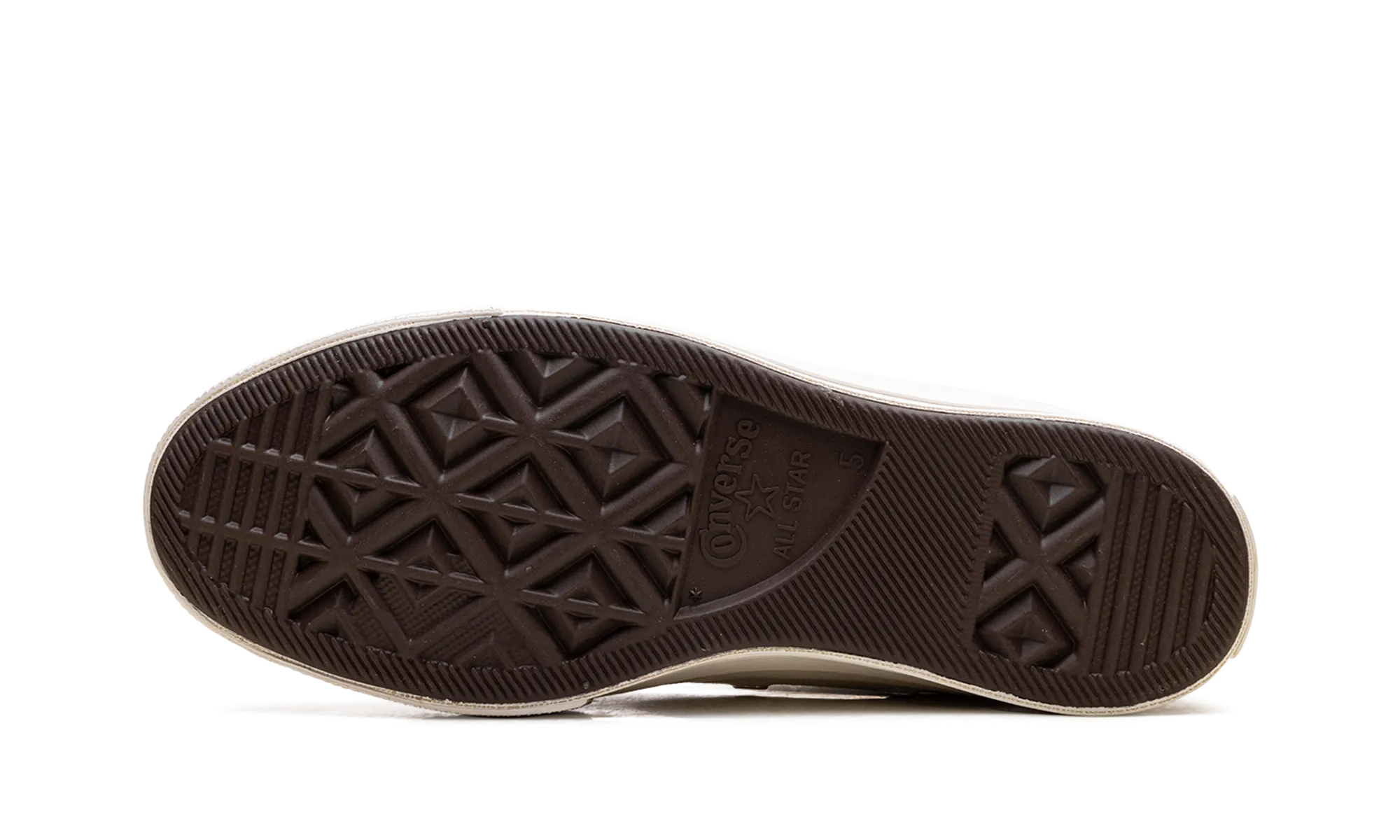 Chic Street Women Chic Chuck Taylor All Star 70 High "Comme des Garcons PLAY - Small Red Heart Beige"