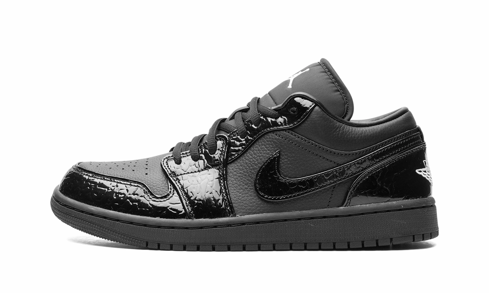Air Jordan 1 WMNS "Black Croc" Comfortable Ride Vibrant breathability