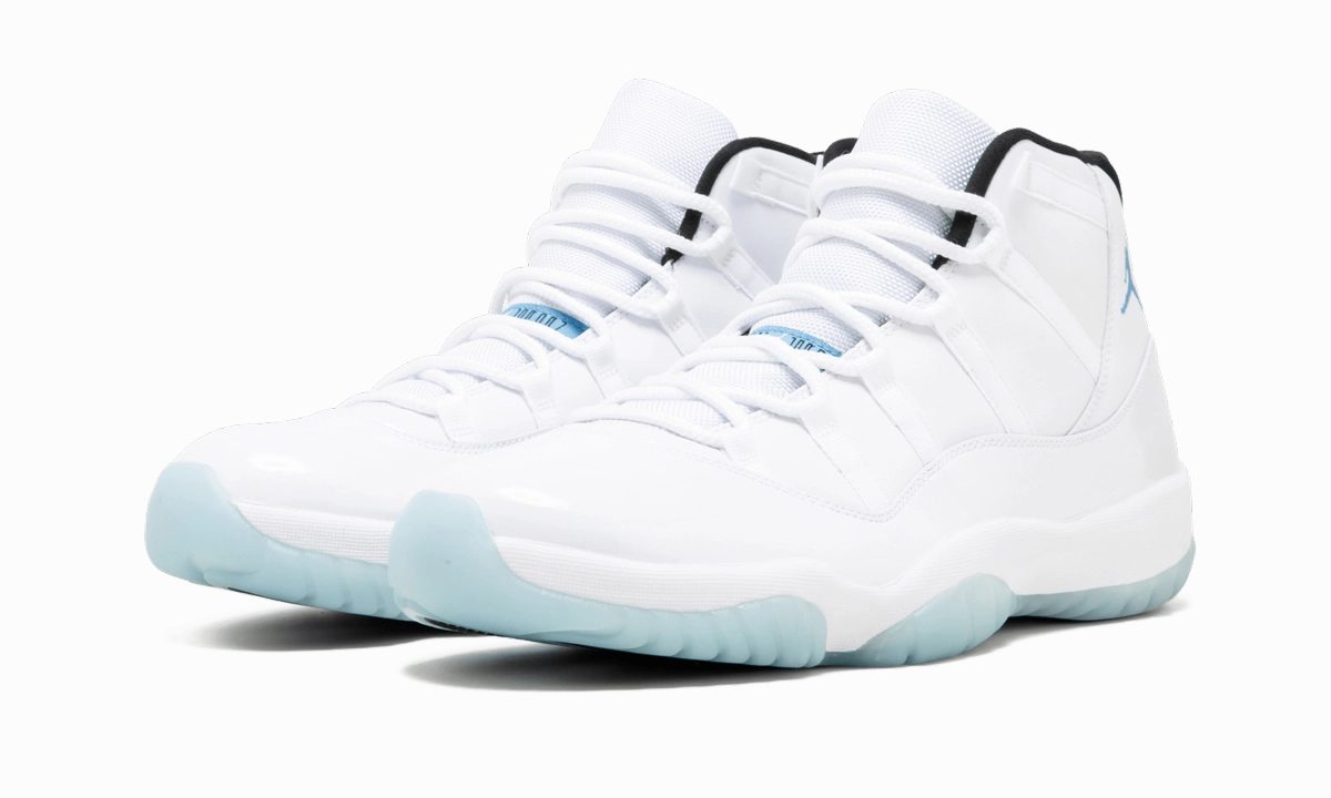 Air Jordan 11 Retro "Legend Blue" running in a desert area clearance shoes