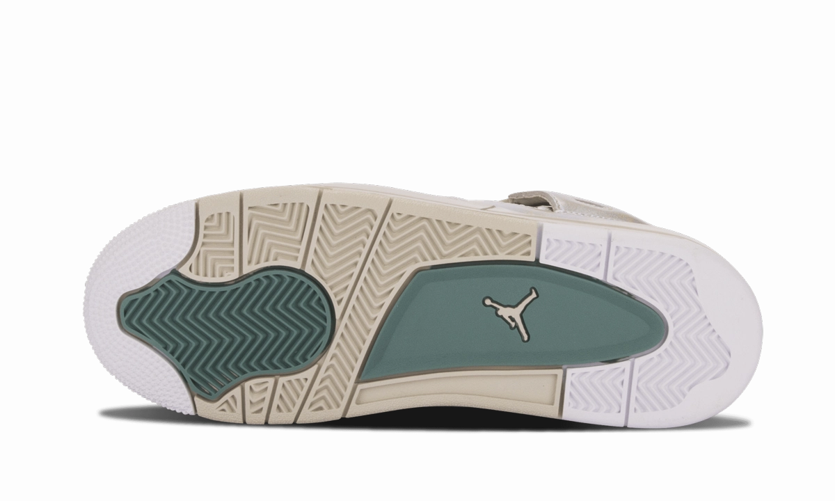 High impact Fast Fit Air Jordan 4 Retro Pearl GS "Pearl"