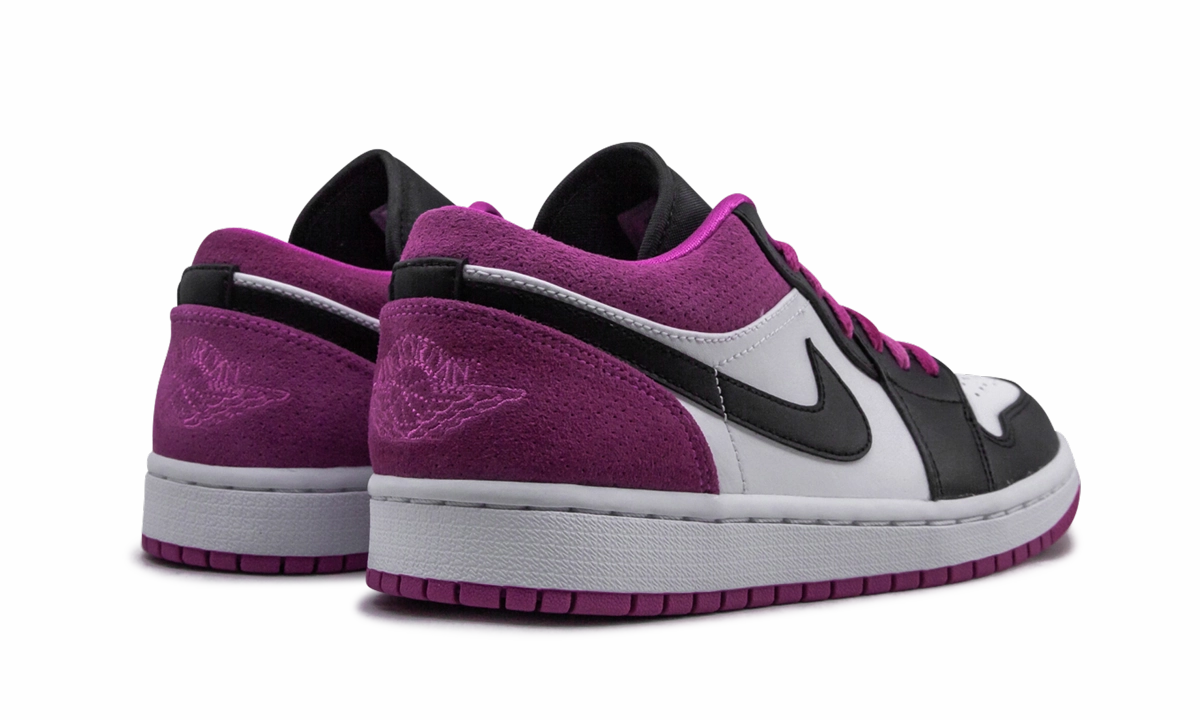 Air Jordan 1 Low SE "Fuchsia" Maximum look City Walk