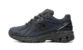 Cliff Path 1906R "Outerspace/Black/Black"