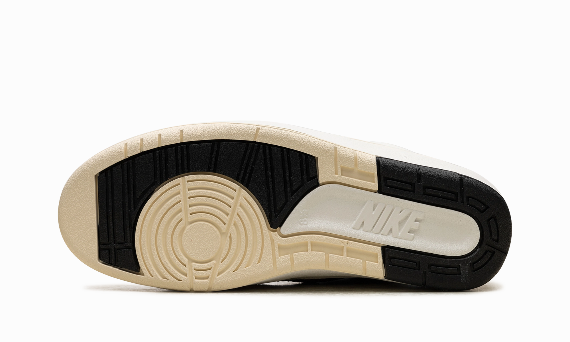 Shock-absorbent flexibility Jordan 2 Retro WMNS "Sail Black"