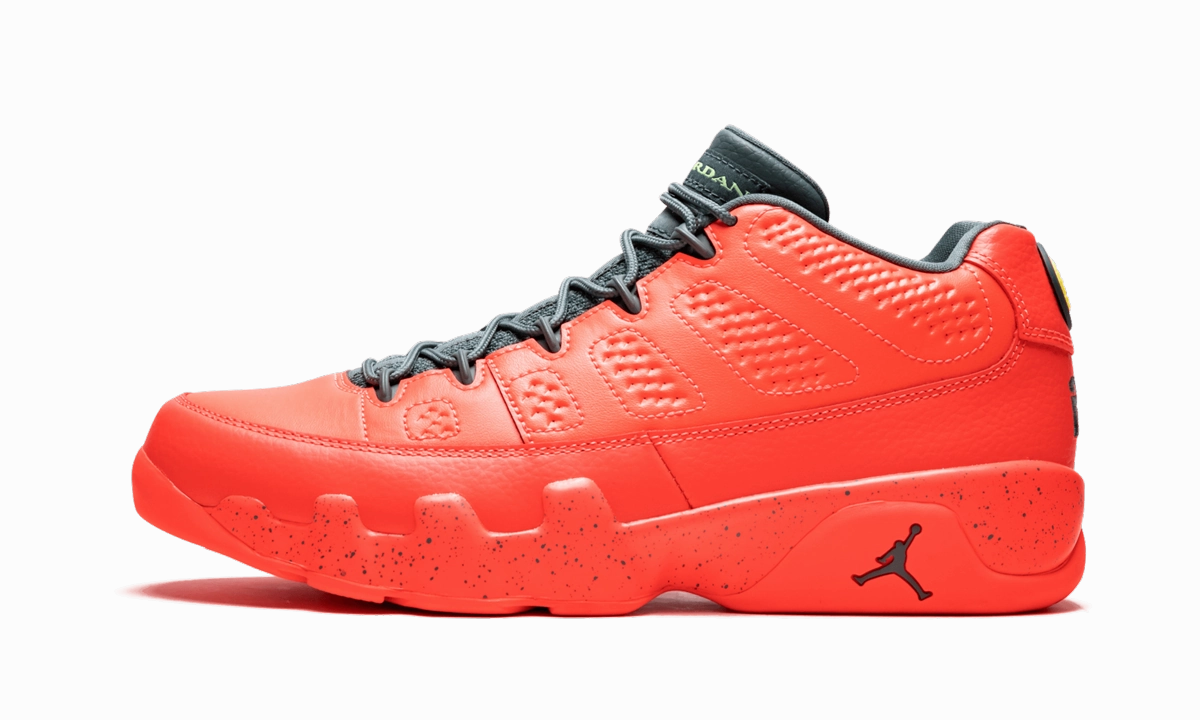 Air Jordan 9 Retro Low "Bright Mango" Traction Technology treadmill running footwear