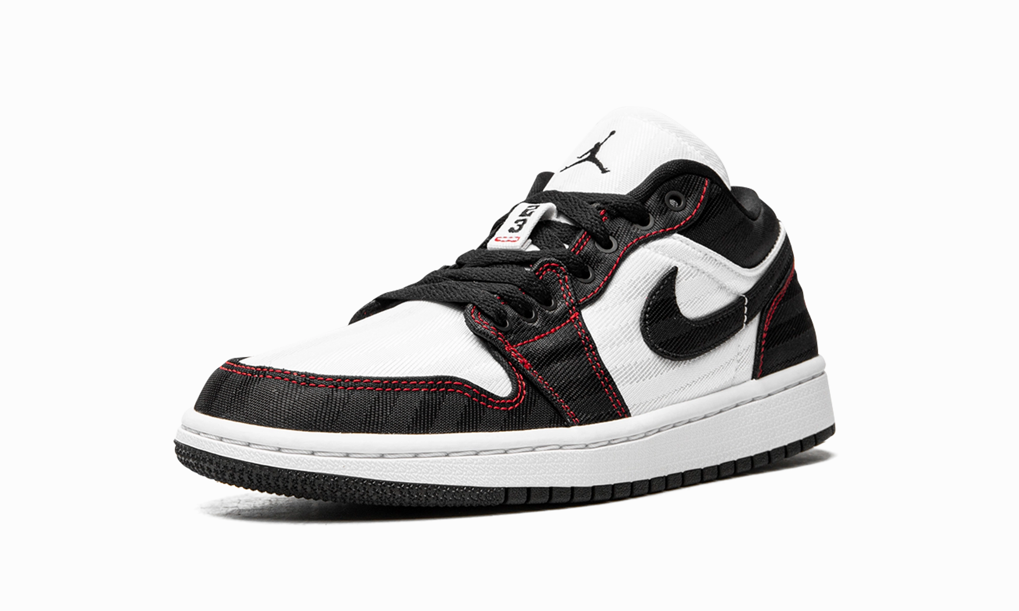Superior shock absorption AIR JORDAN 1 LO SE UTL WMNS "White / Black / Red"