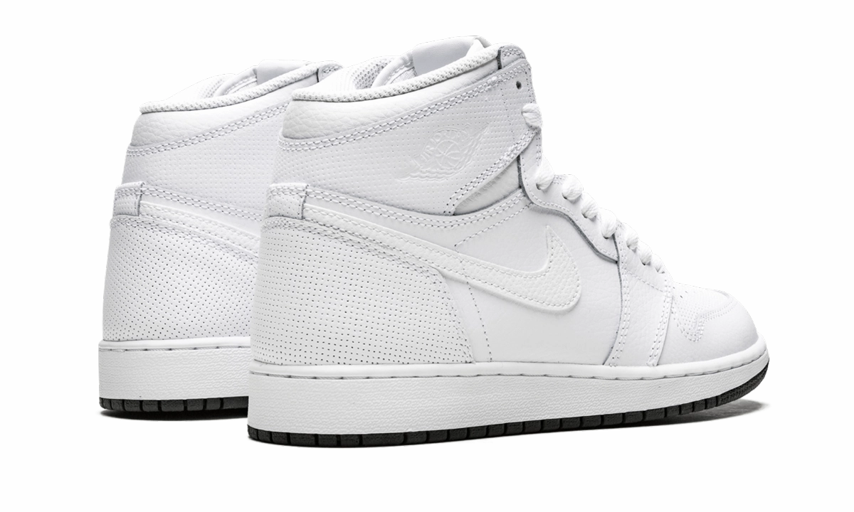 Air Jordan 1 Retro High OG GS "Perforated" Essential Fit