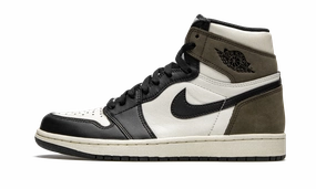 Air Jordan 1 Retro High OG "Dark Mocha" Dynamic Movement