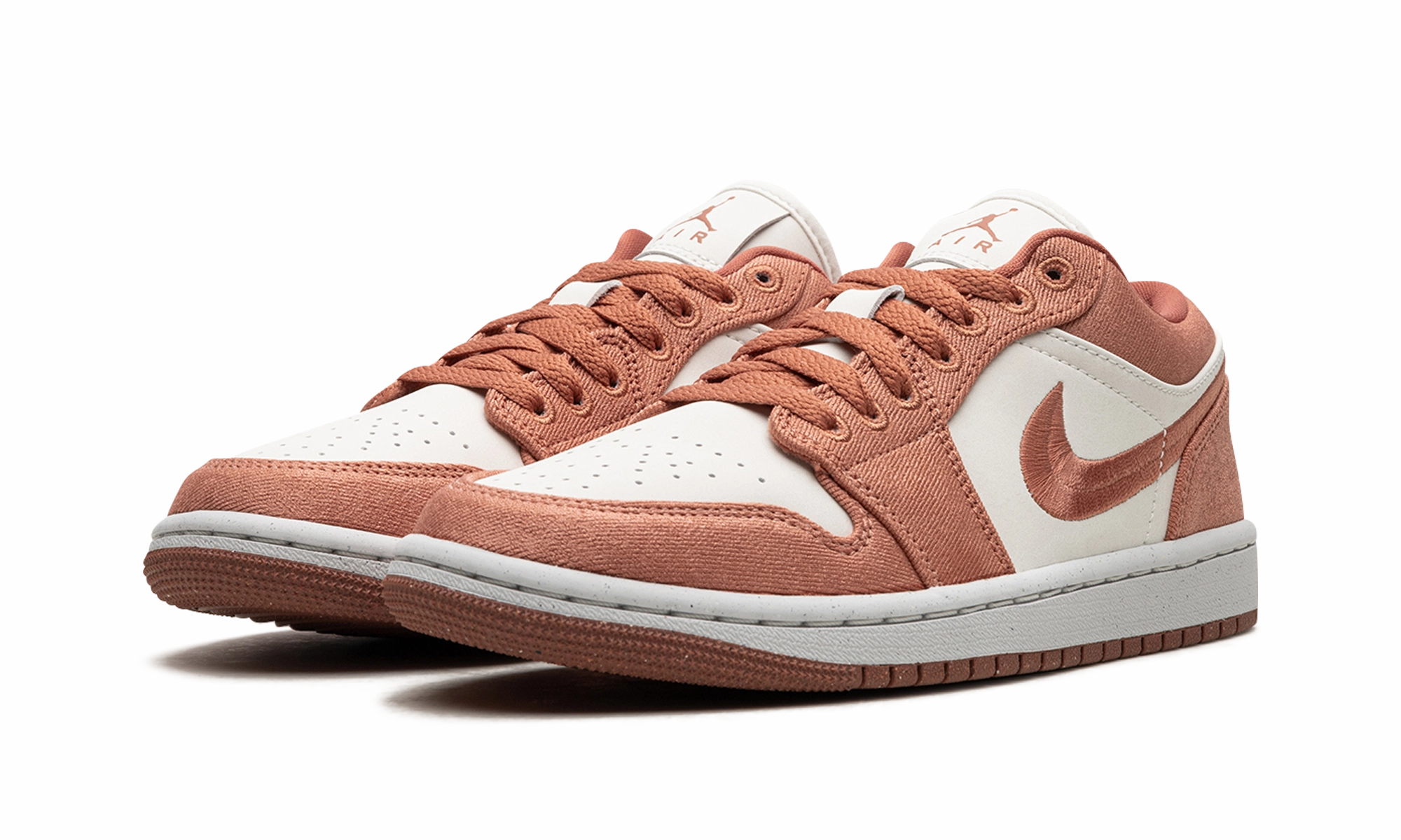 Air Jordan 1 Low WMNS "Sky J Orange" Lightweight Performance