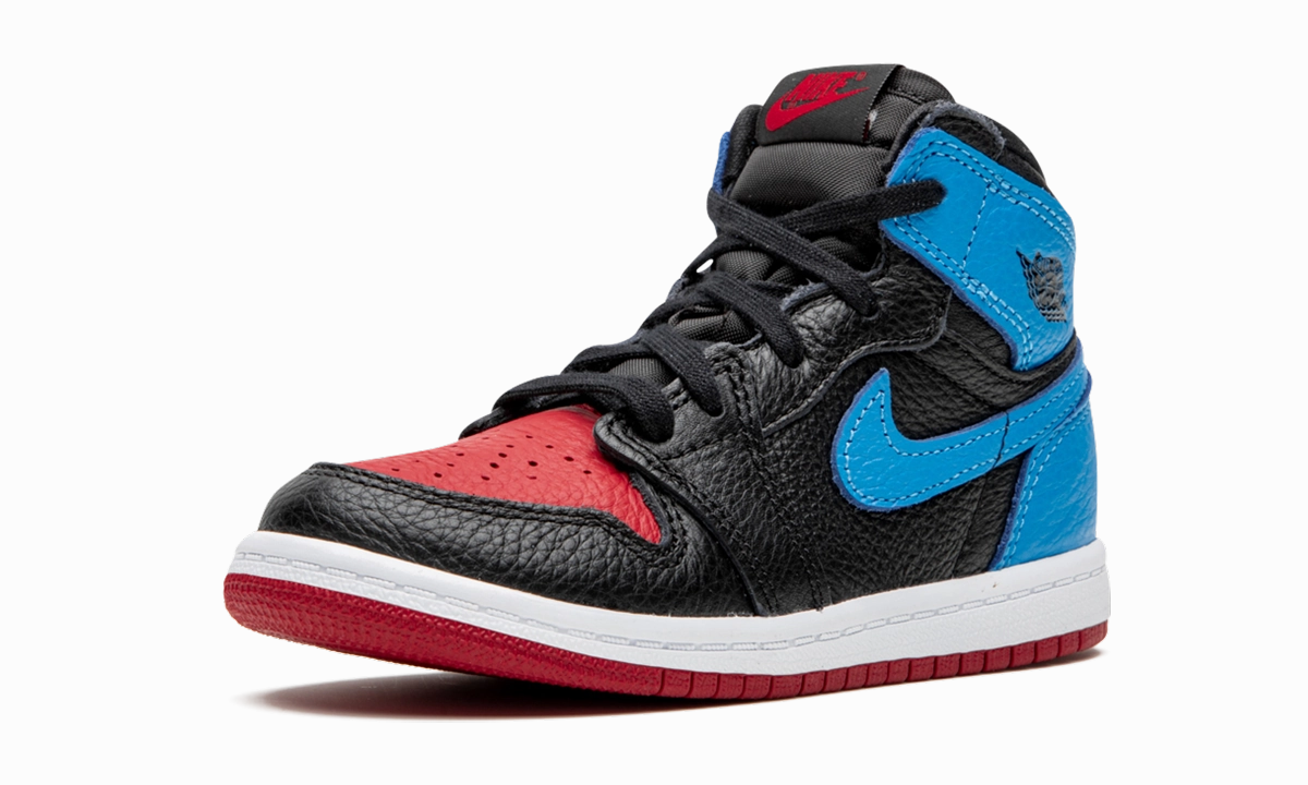 Air Jordan 1 Retro High OG TD "UNC to Chicago" Outdoor Style