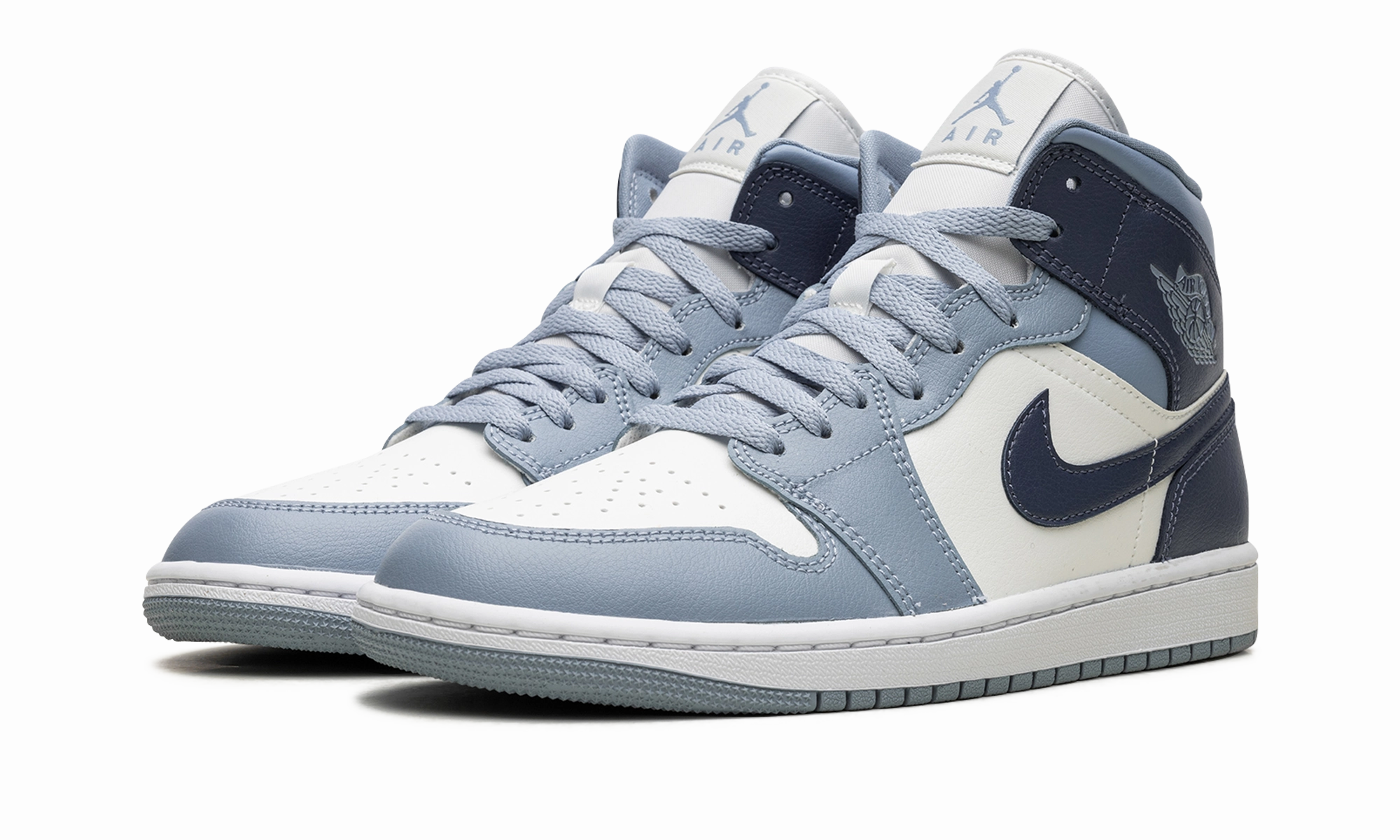 Contoured Fit Trend-setting silhouette AIR JORDAN 1 MID WMNS "Two-Tone Blue"