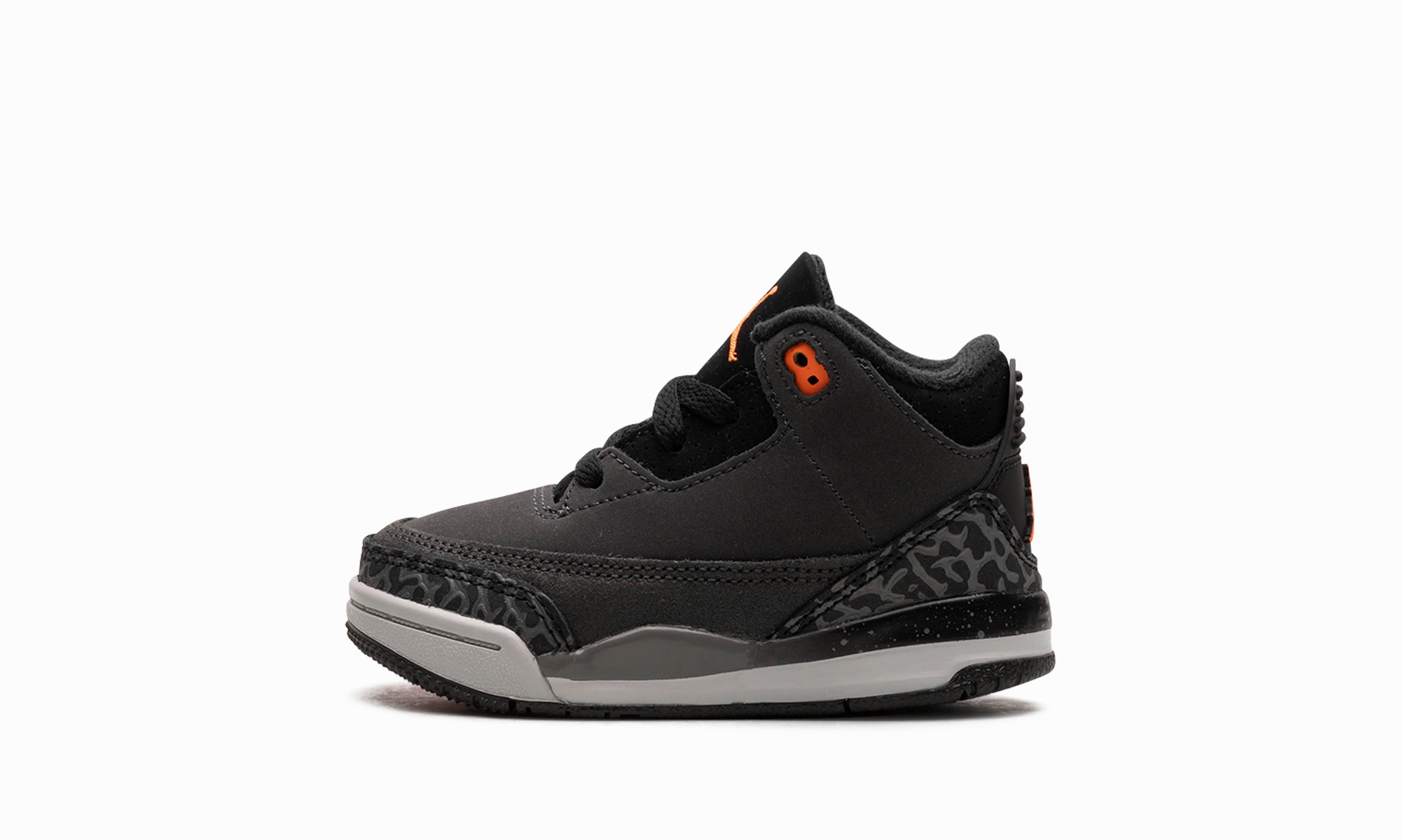 Motion Freedom Relaxed grip Air Jordan 3 TD "Fear Pack"