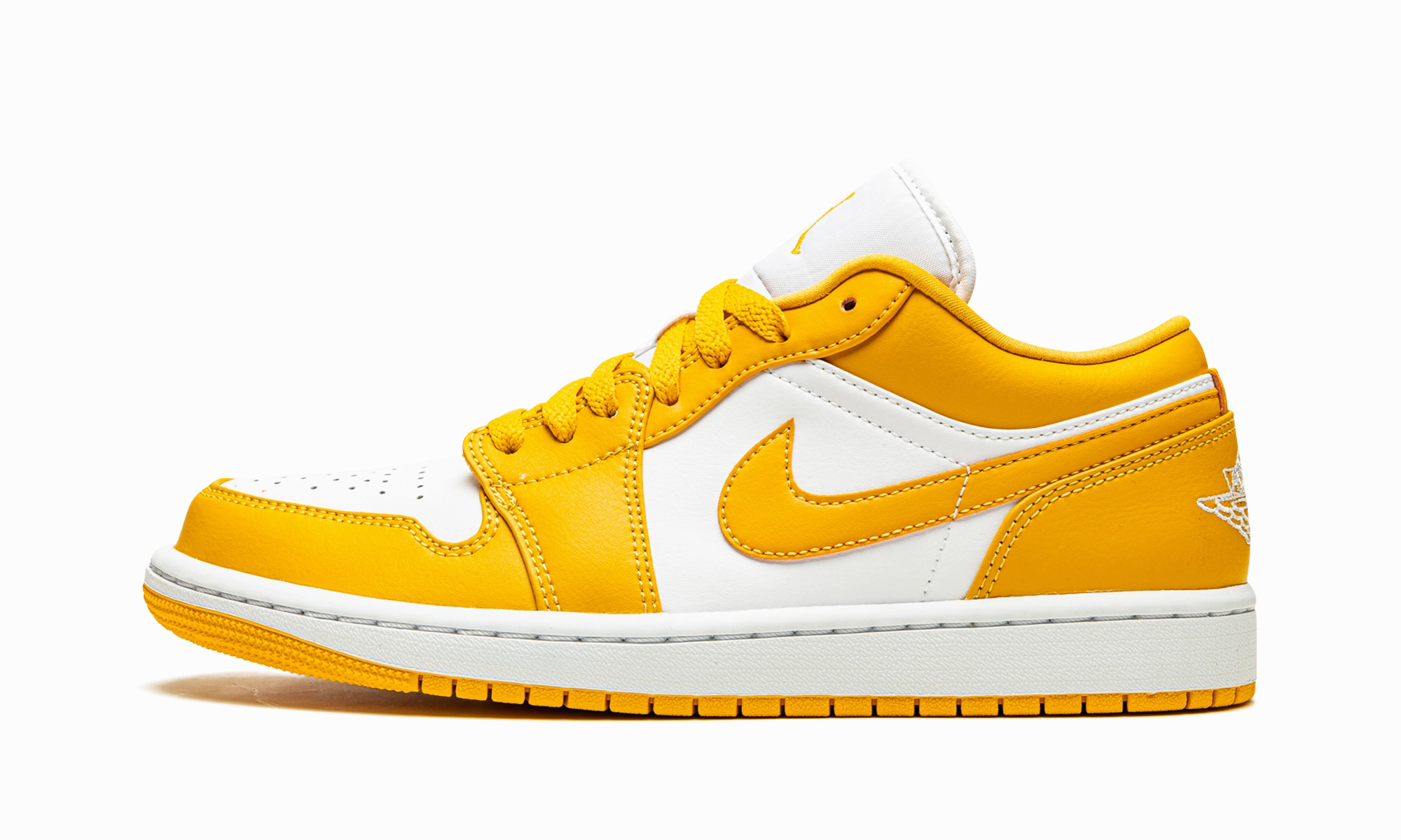 Air Jordan 1 Low "Pollen" Statement Piece All-weather flair