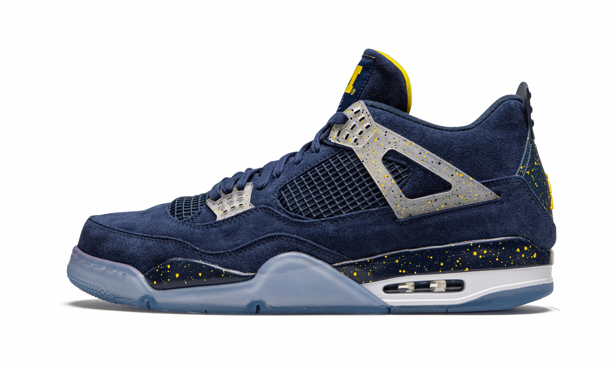 Air Jordan 4 Retro PE "Michigan" day use