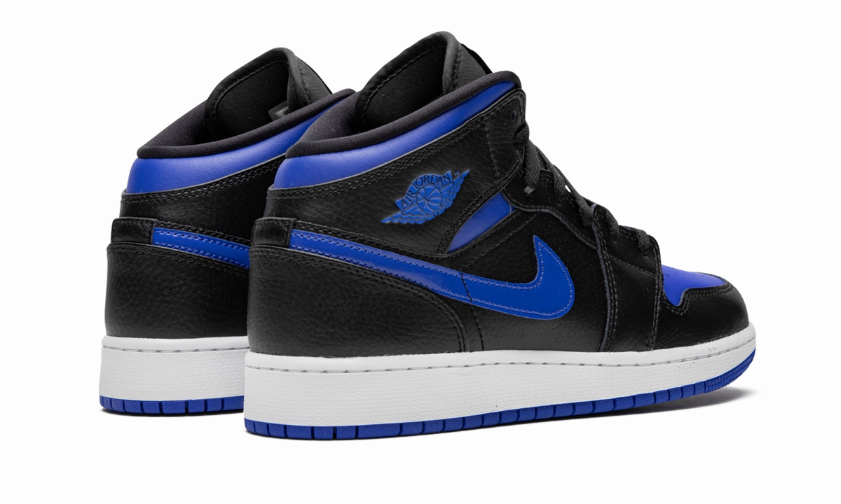 Air Jordan 1 MID GS "Black Royal" Foot alignment Slim wear