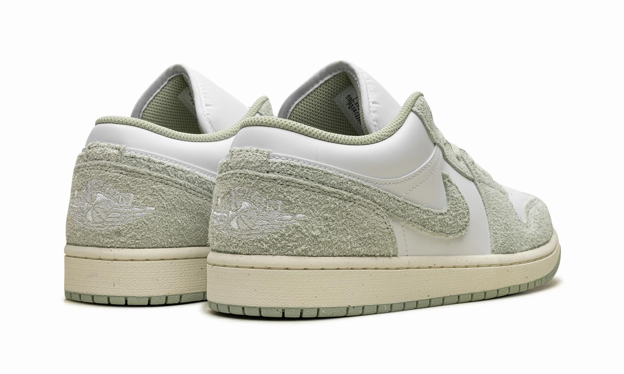 Street Style Air Jordan 1 Low SE "Seafoam"