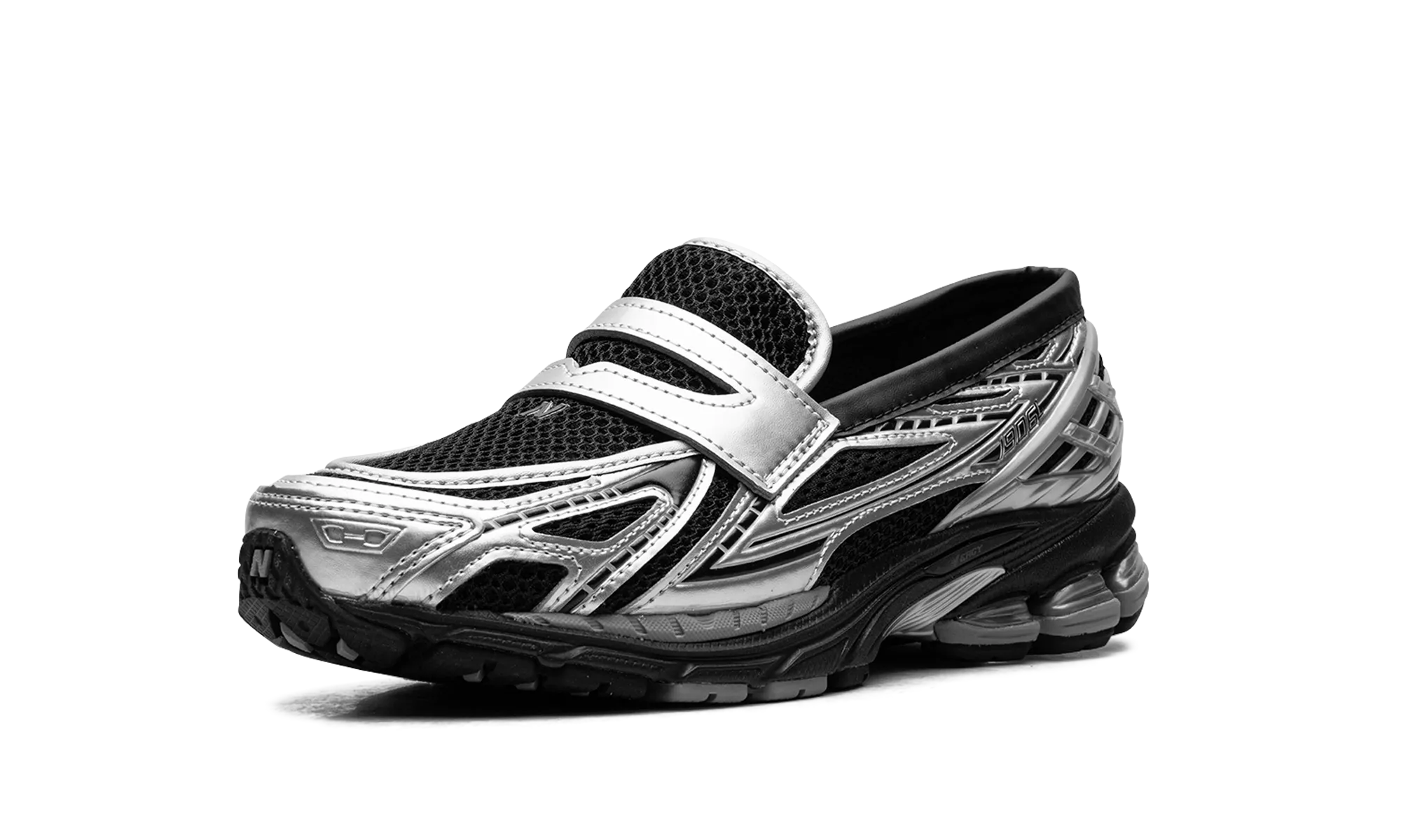 1906L "Silver Metallic Black" Everyday Look