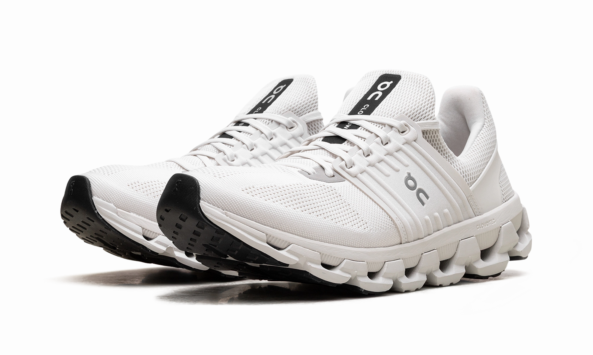 Cloudswift 3 AD "Ice Black" Sports teams Exceptional durability