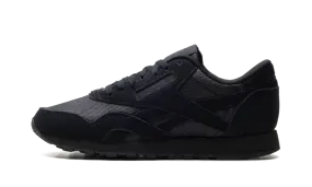 gravel running shoes Classic Nylon WMNS "Black"
