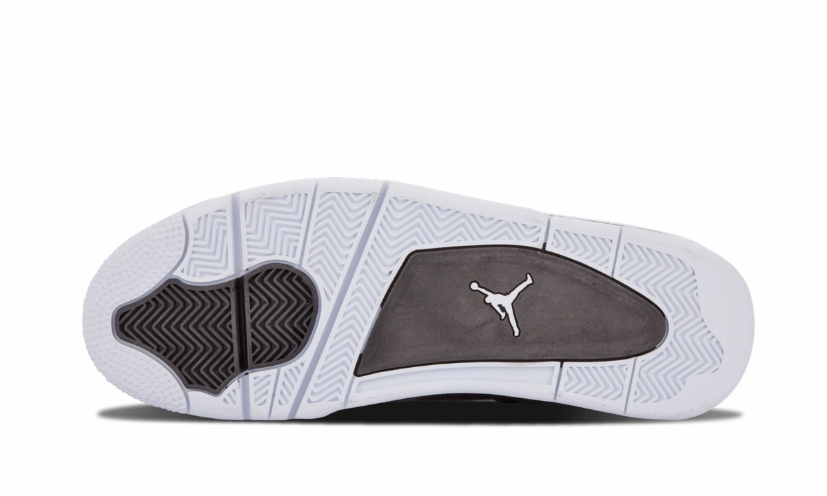 Luxe sole Impact Ready Air Jordan 4 Retro "Fear Pack"
