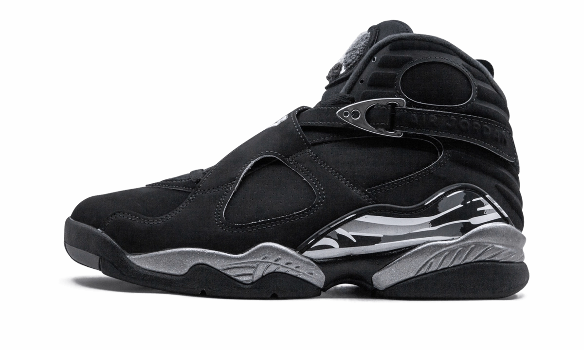 Air Jordan 8 Retro "Chrome" running in fall