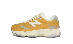 stretchy shoes 9060 GS "Varsity Gold"