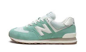 Visible features 574 "Green"