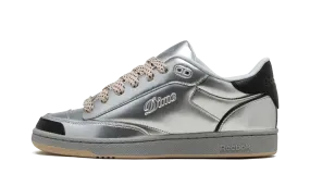 Club C Bulc "Dime - Metallic Silver" Male - runner running on grass shoes