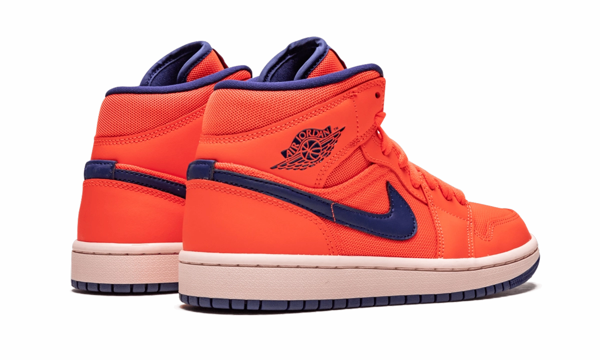 Flattering Fit AIR JORDAN 1 MID WMNS "Turf Orange"