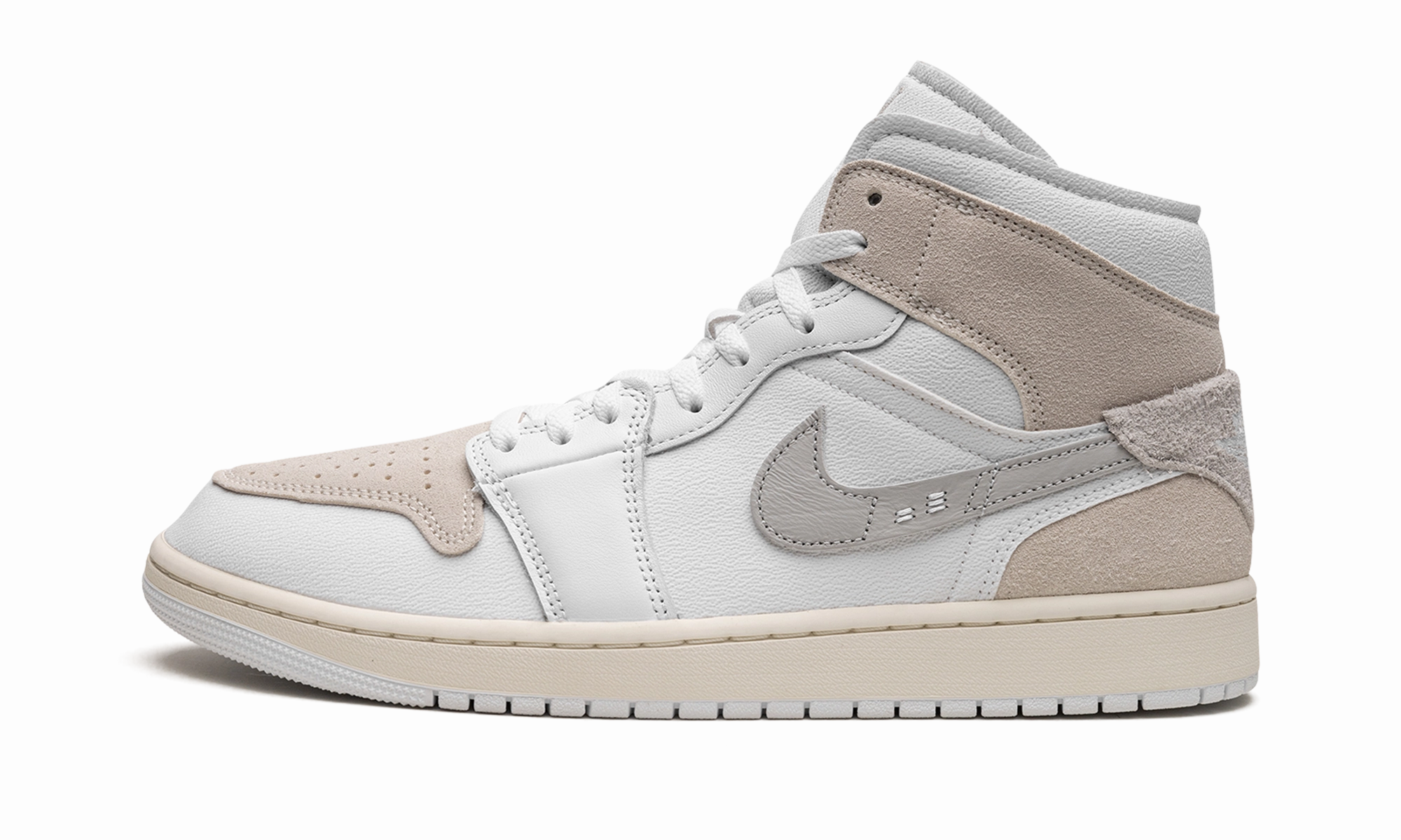 Travel Step Clean Lines Air Jordan 1 Mid SE Craft "Tech Grey"