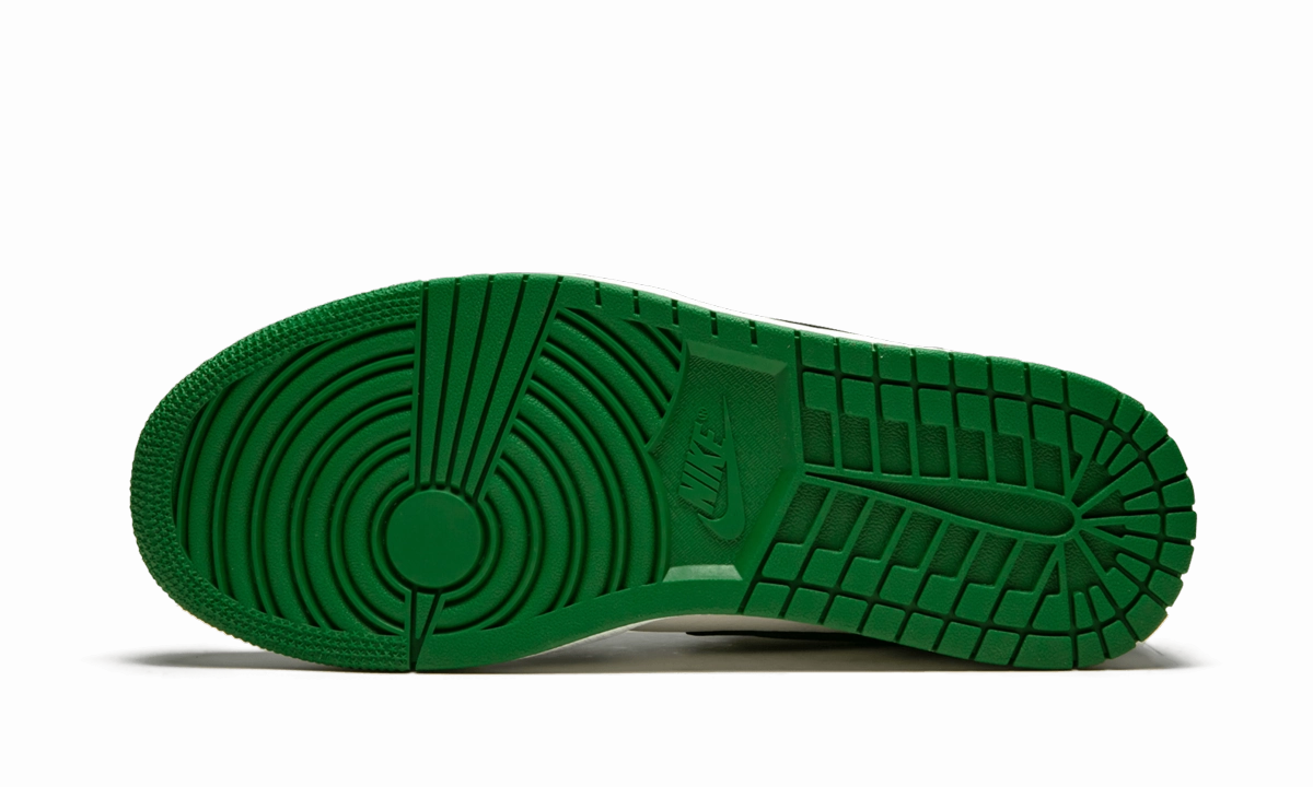 Air Jordan 1 Mid SE "Pine Green" Functional Wear