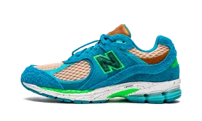 Cushioned Fit Fashionable Step 2002R "Salehe Bembury - Water Be The Guide"