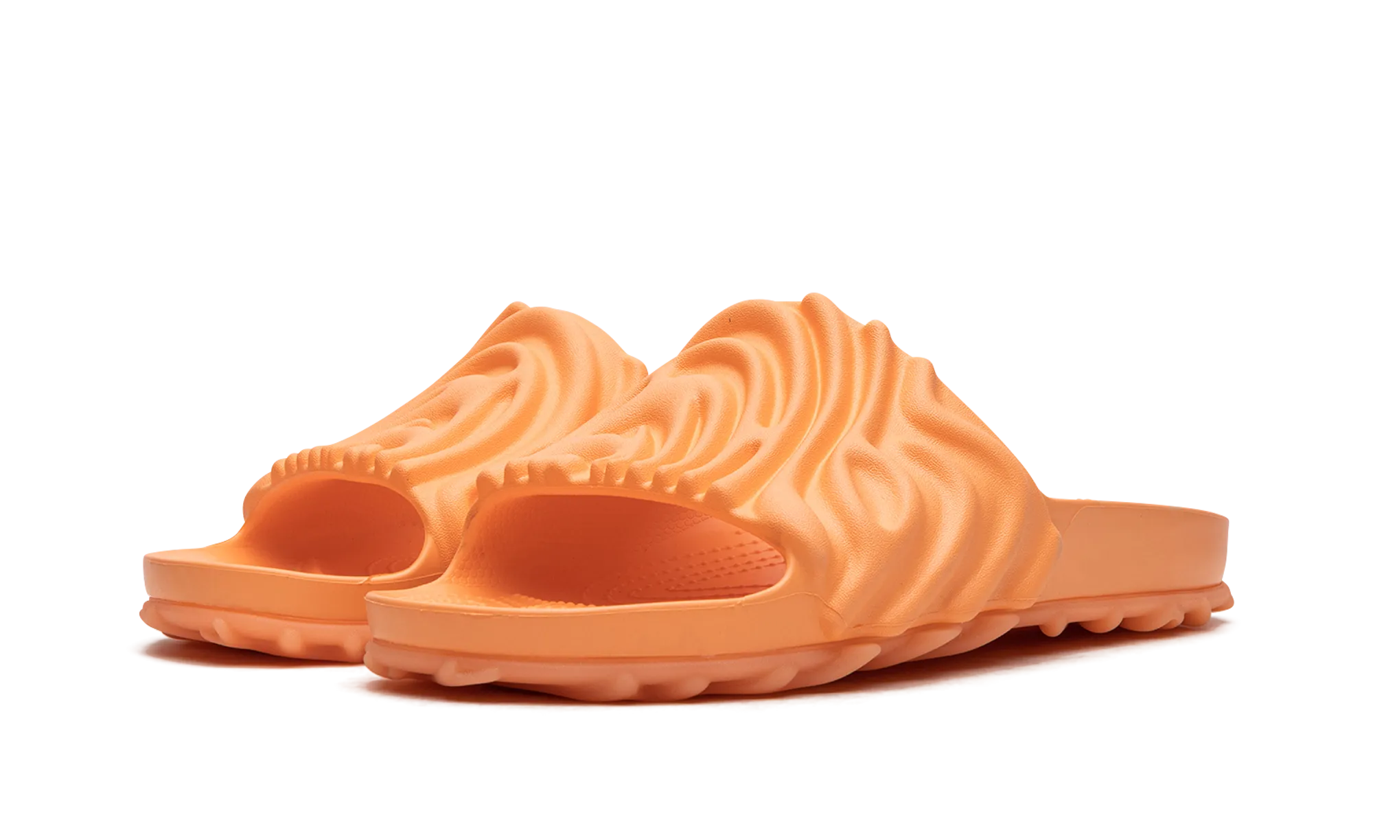 Outdoor Relaxation Foot Relief Pollex Slide "Salehe Bembury Citrus Milk"