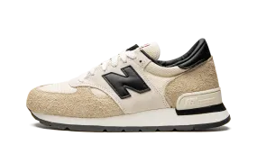 990 V1 "Teddy Santis - Macadamia Nut" dance - themed running wear triangular - design shoes