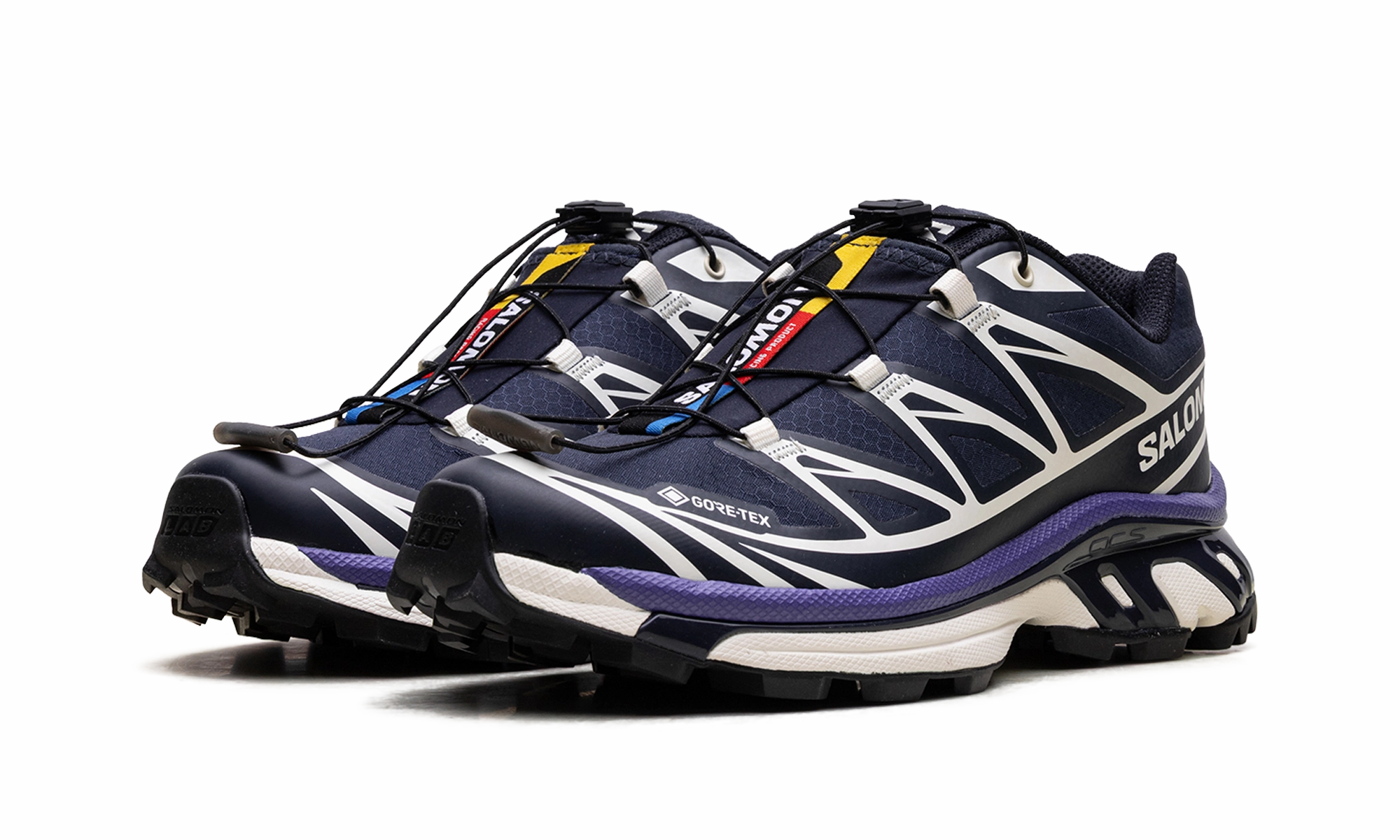 brooch - decorated running shoes continuous running gear XT-6 GORE-TEX "Carbon Liberty"