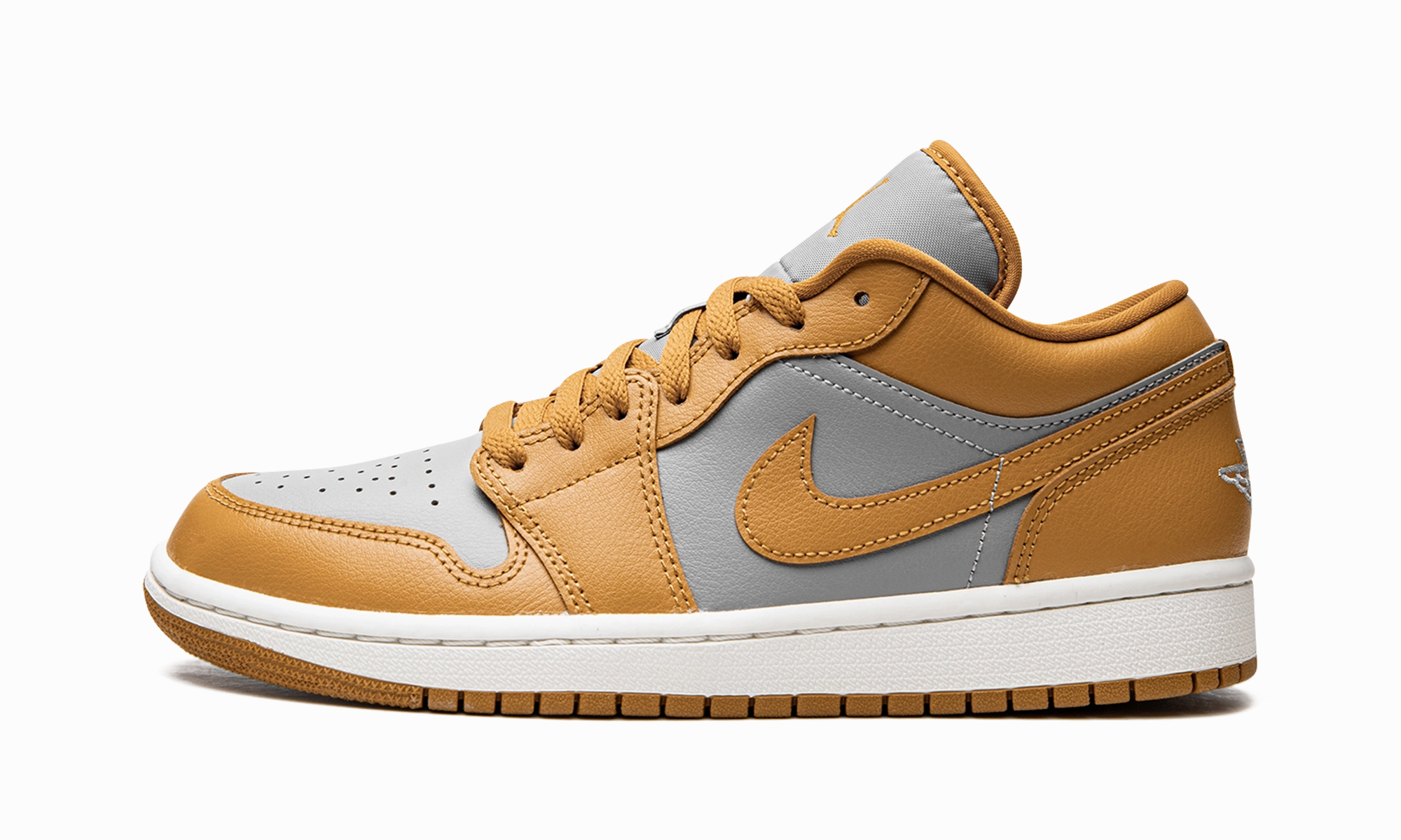 AIR JORDAN 1 LO WMNS "Chutney" Iconic Ease City Gear
