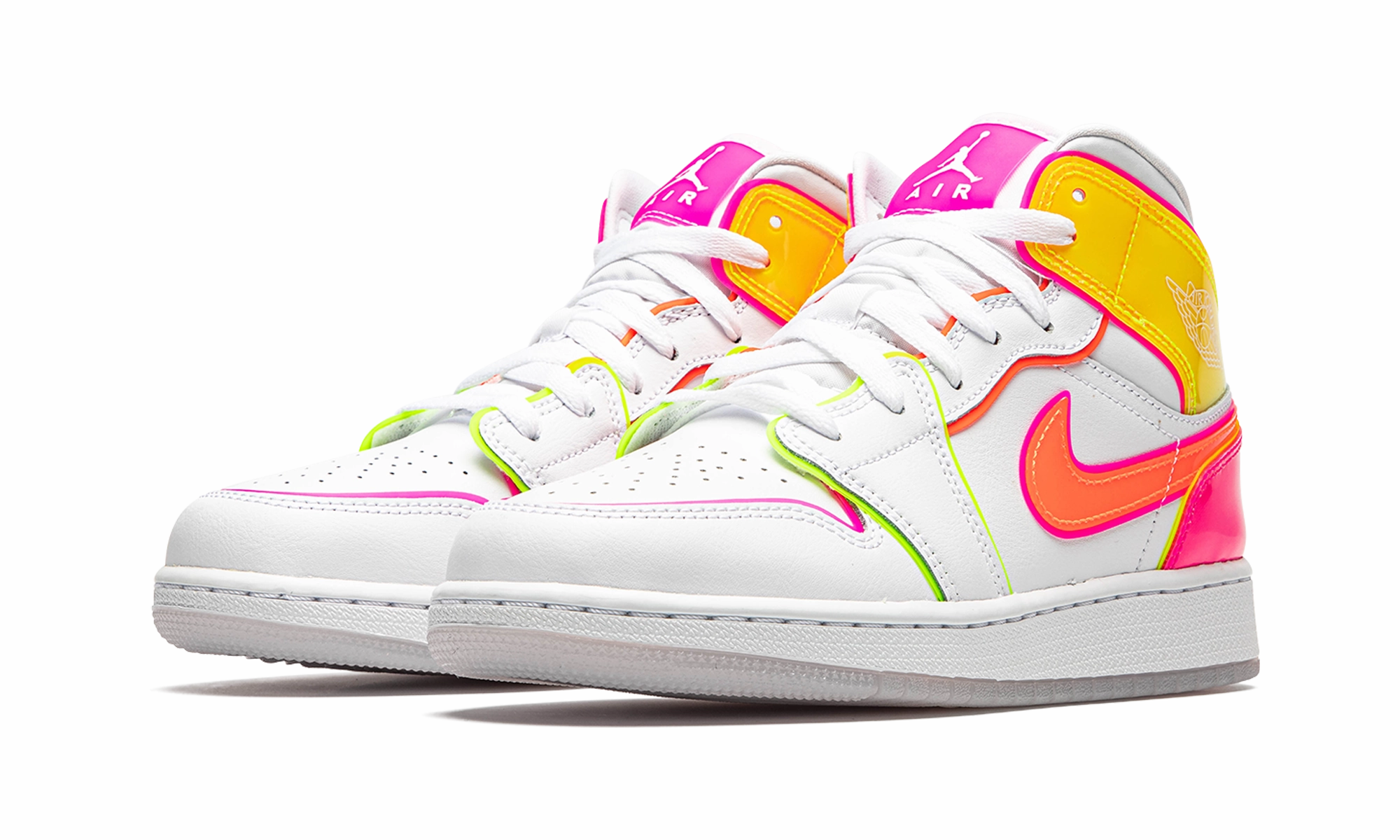 Air Jordan 1 Mid GS "Edge Glow" On-the-Go Wear Minimal Style