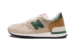 990 "Teddy Santis - Tan Green" for fitness stain - resistant