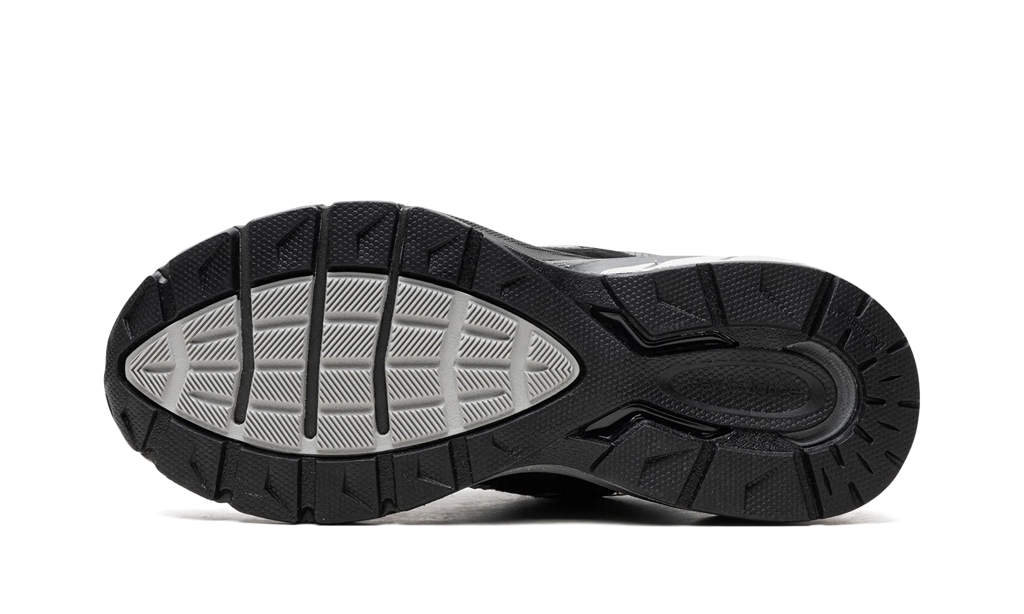 Strength 990v5 WMNS "Black / Silver"