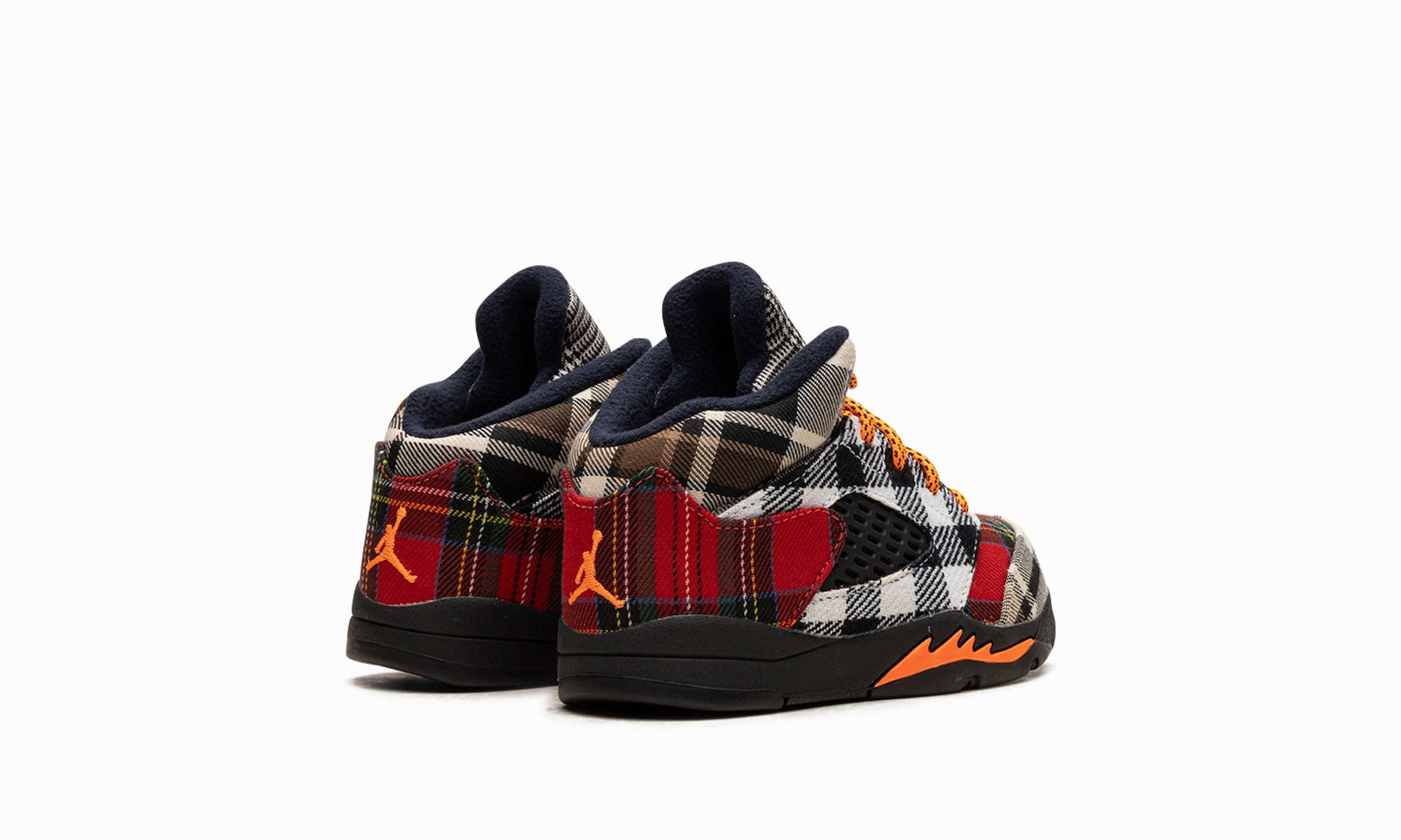 Air Jordan 5 Retro TD "Plaid" running for family bonding