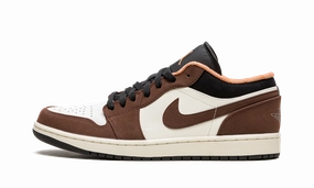Outsole Traction Dynamic Motion Air Jordan 1 Low "Mocha"