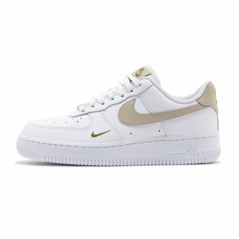 running with a molded insole Air Force 1  Essential White Rattan