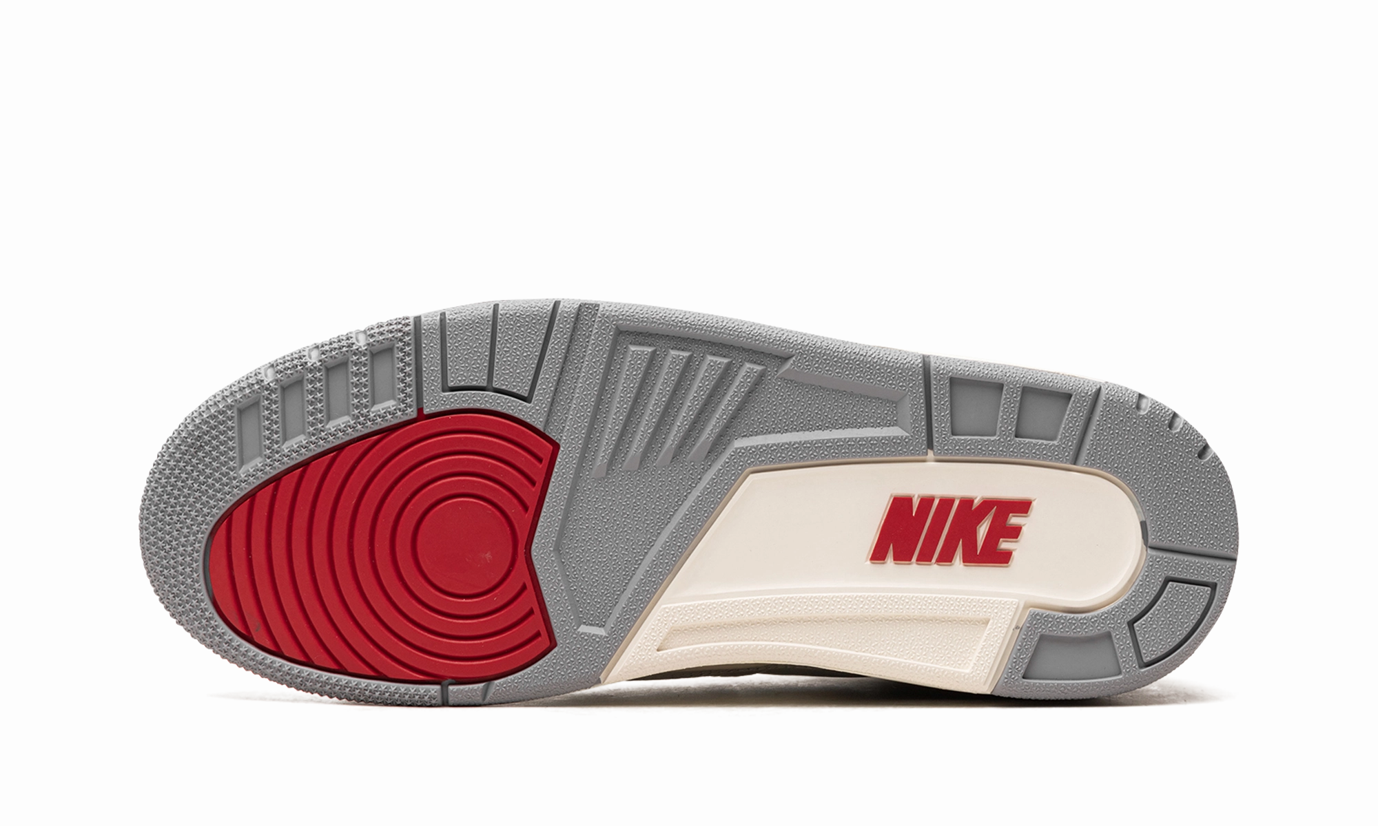 Air Jordan 3 "White Cement Reimagined 2023" Metallic Trim Athletic Apparel