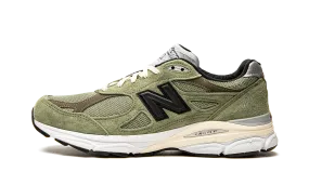 990v3 "JJJJound - Olive" evening runner