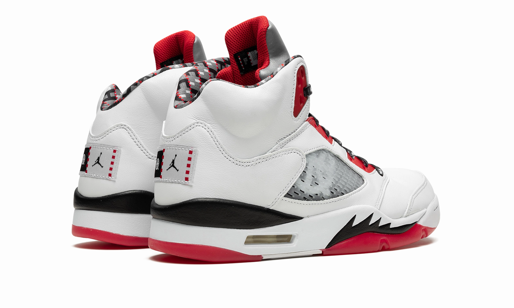 Heart - rate - monitor - enabled Modern Edge Air Jordan 5 Retro Q54 "Quai 54 -2021"