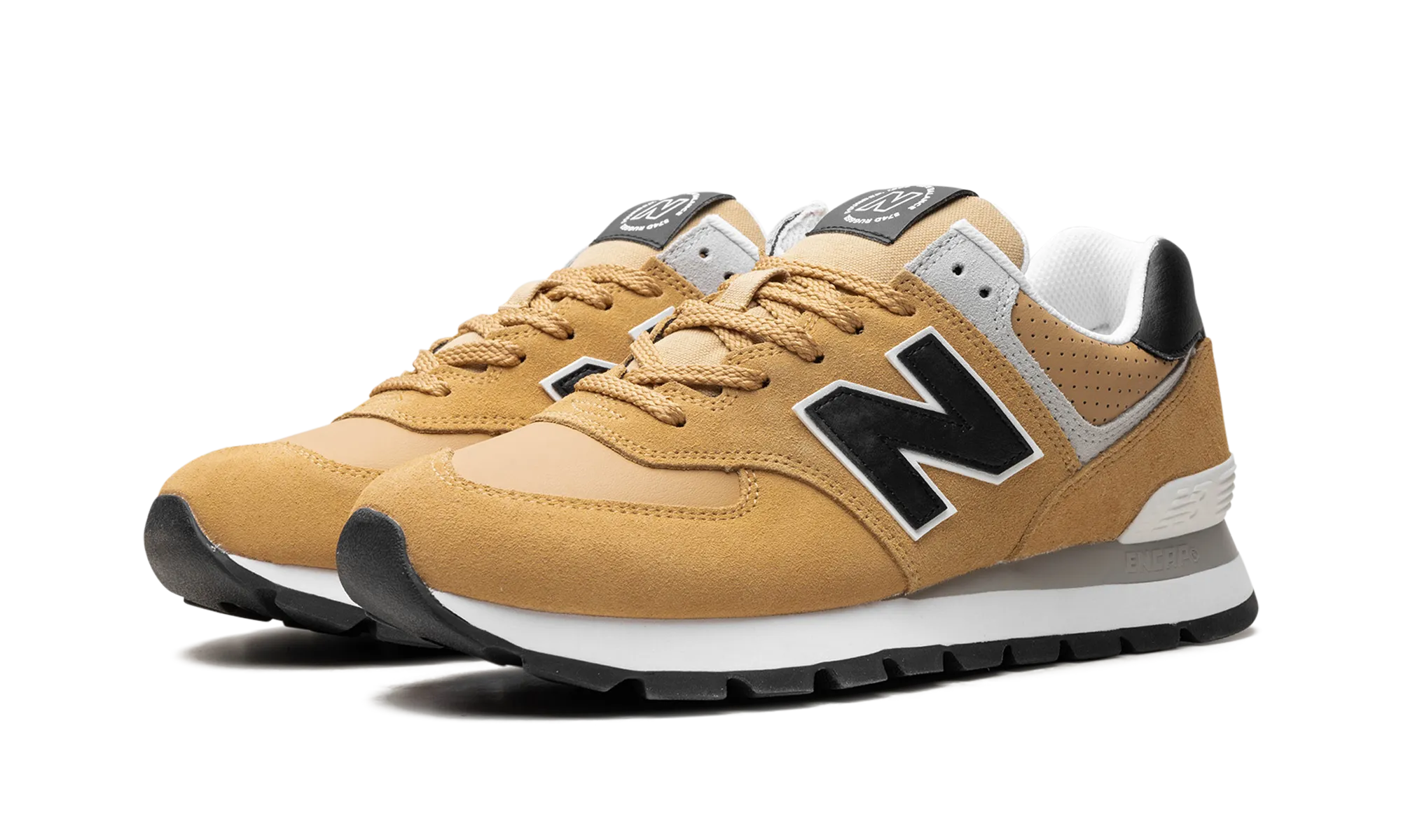 solo runs Foot Training 574 Rugged "Beige / Black"