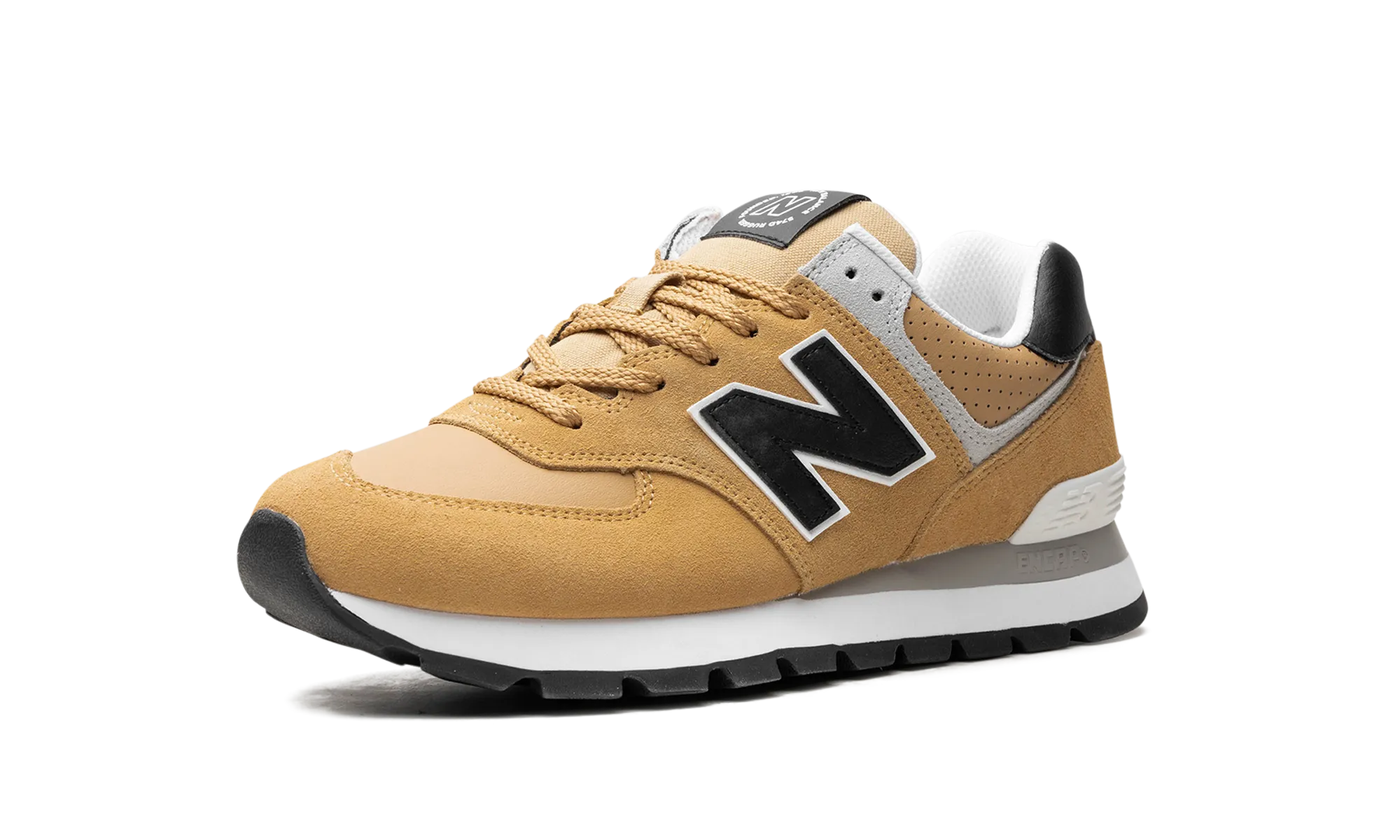 574 Rugged "Beige / Black" short - distance runner's shoe alternative weekend shoes